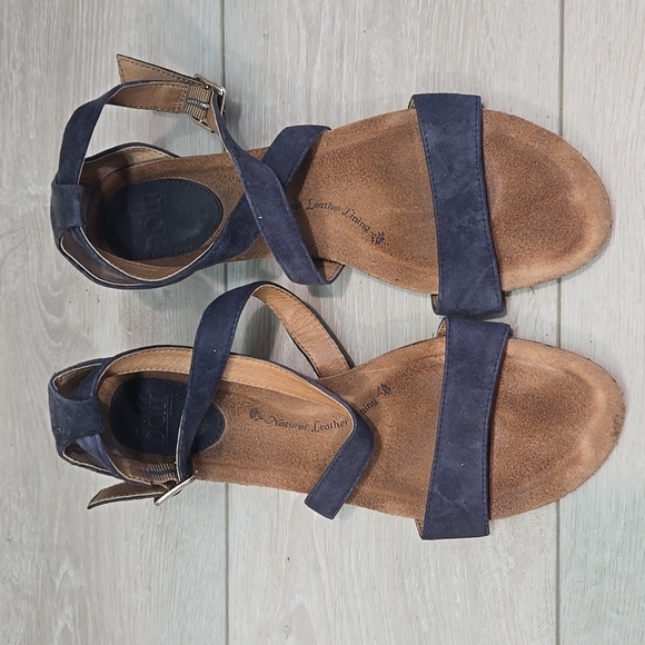 Sofft Women Suede Open Toe Wedge Sandals Shoes Sz 8.5M - Picture 3 of 11